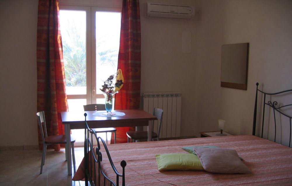B&B Villa Teresa Лече Екстериор снимка